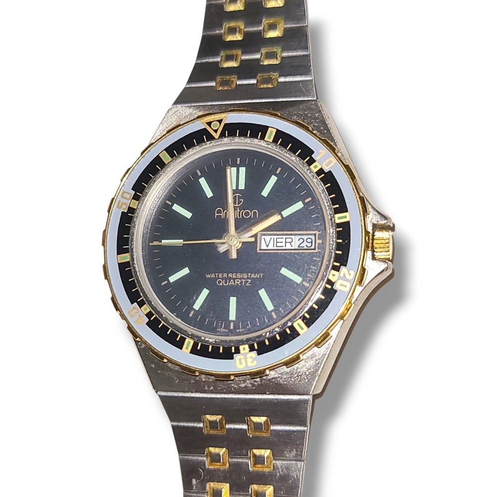 Vintage Armitron Diver Style Watch Day Date Spanish Quartz Runs Two Tone SS